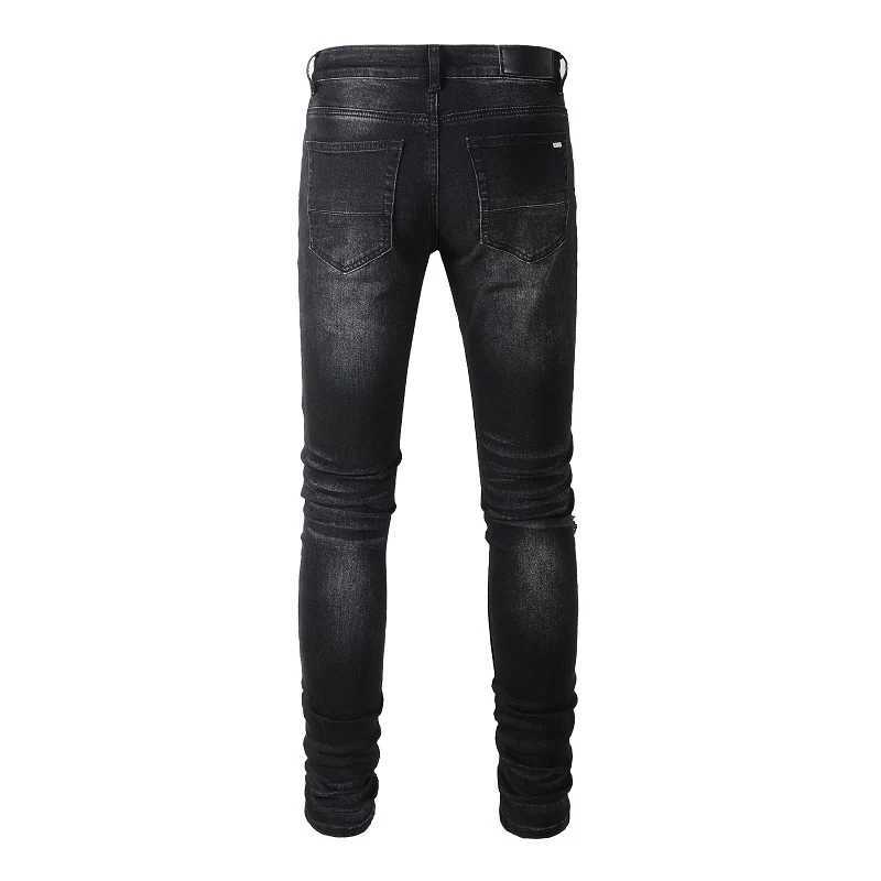 U. Drip irrigated mens Distressed jeans from the United States featuring tight elastic holes red ribbed patches and ripped jeans CL240912