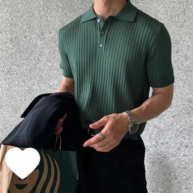 Summer New Korean Style Slim Fit Mens Ice Silk Polo Shirt Short Sleeves Casual British Luxury Striped Knit Lapel T-shirtX240920