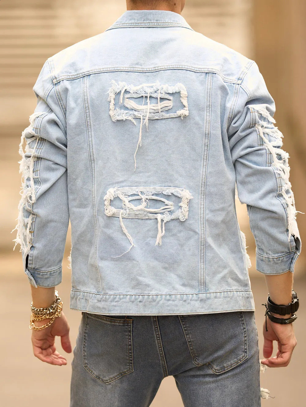 Stylish Street Style Men Distressed Splicing Slim Denim Jacket Ripped Patch Male Casual Jean Coat 240911Z