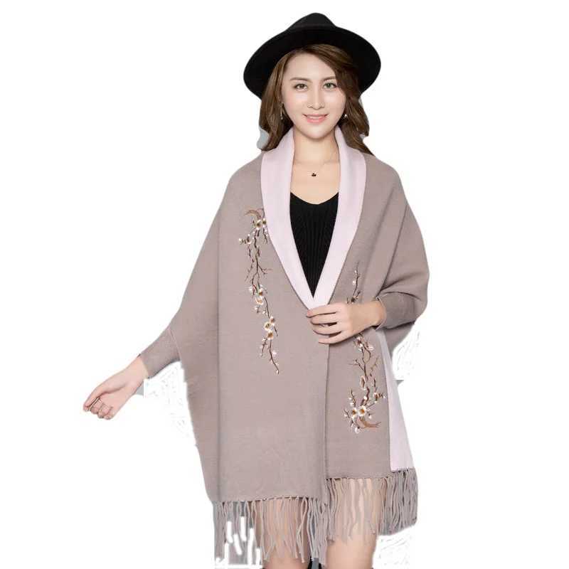 Womens Embroidered Sleeves Raincoat Shawl Dual Womens Autumn and Winter Thick Embroidered Cashmere Open Coat Womens Top Q51 W240921