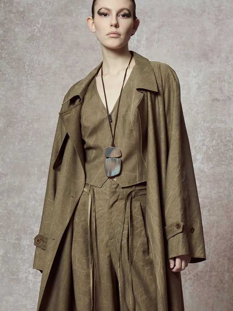 JNMC Design Sense Of Temperament 2024 Spring And Autumn New Item Khaki Lapel Spliced Long Sleeved Trench Coat For WomenX240921