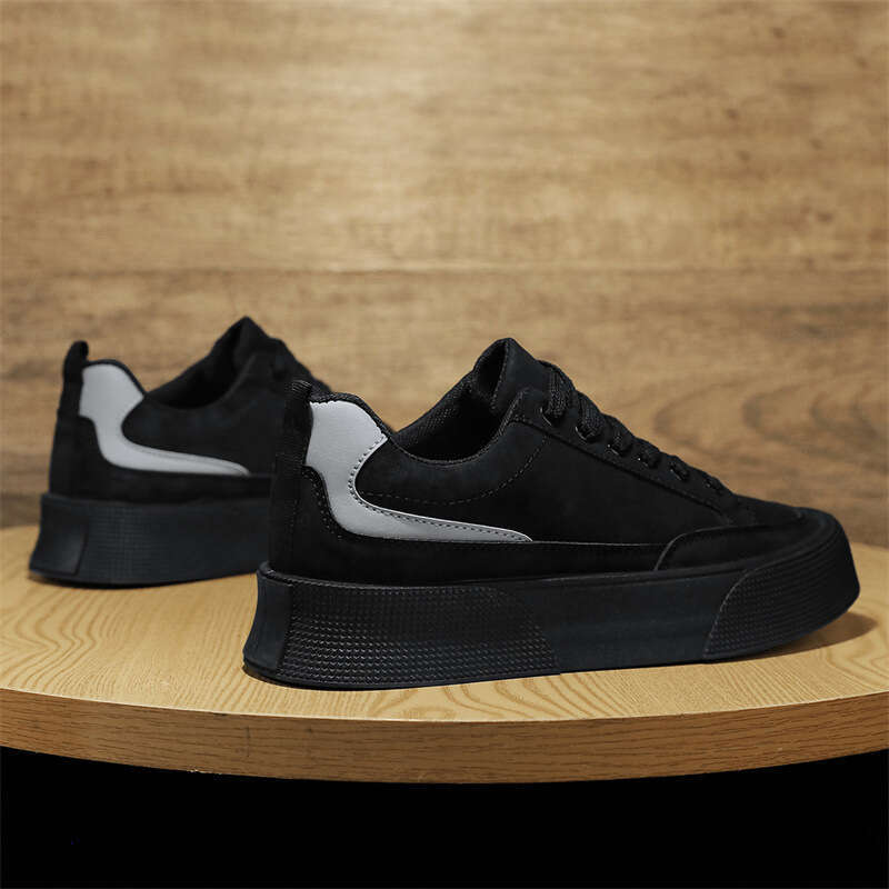 Summer New Board Trendy Versatile Lace Up Height Increasing Soft Sole Men's Sports Leisure Shoes