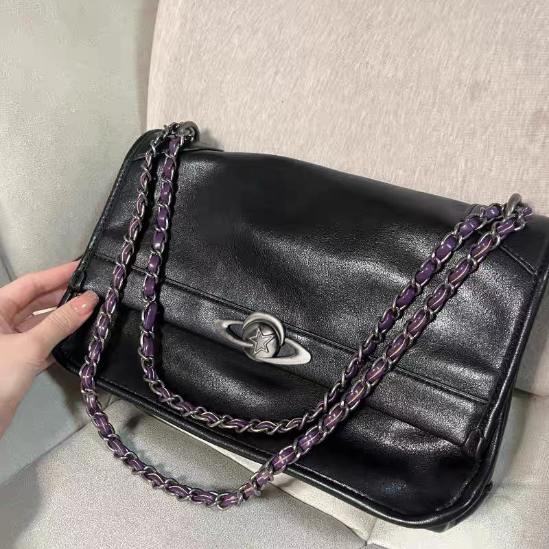 England Style Messenger Bags For Women Designer Handbag And Purse 2024 New In PU Vintage Sequined Chain Underarm Shoulder