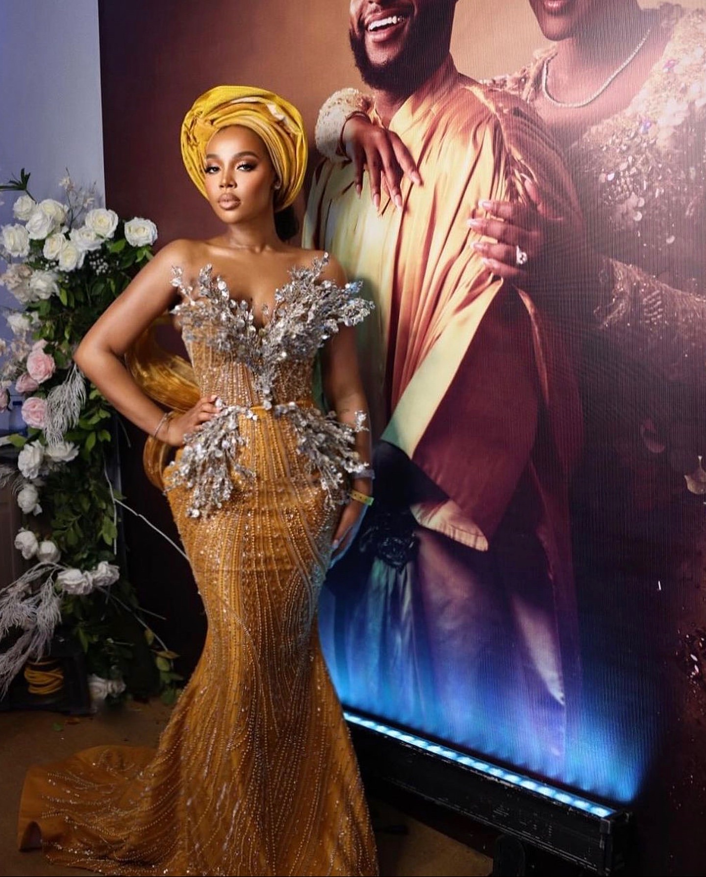 2024 Gold Mermaid Prom Dresses For Special Occasions Illusion Florals Sequined Lace Stylish Evening Formal Party Reception Birthday Engagement Gowns D
