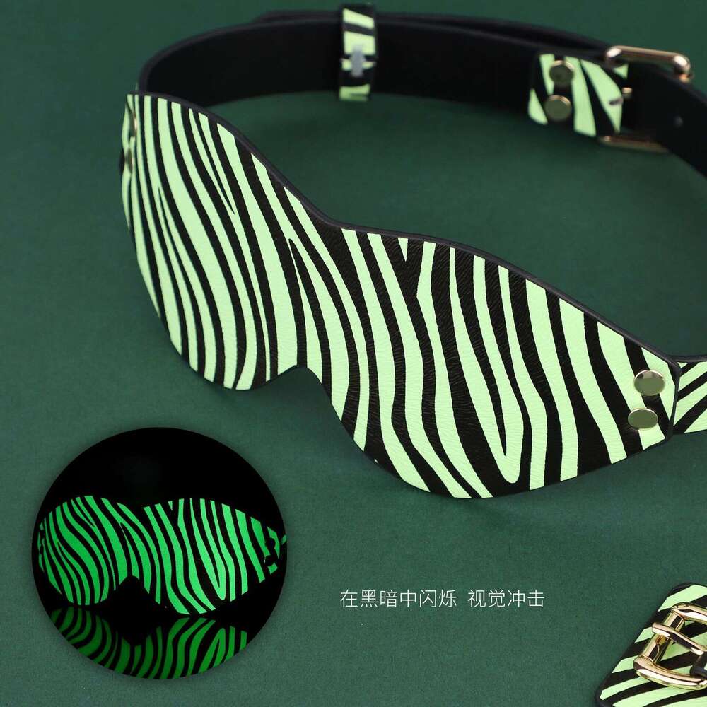 Cross border exclusive SM sex props luminous seven piece set zebra print sex handcuffs leopard print leather whips adult products