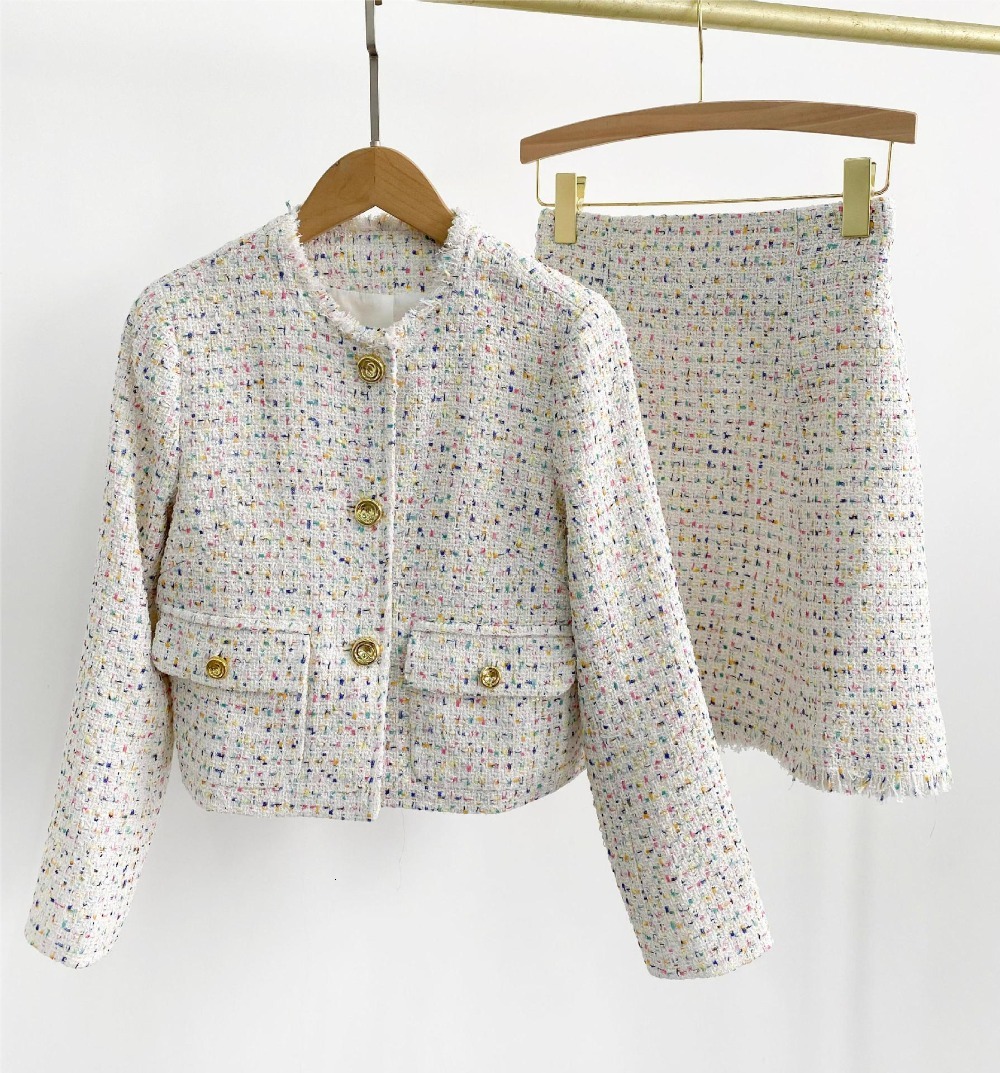 Kuzuwata Sweet O Neck Long Sleeve Elegant Coat Single Breasted Pocket All-Match Jacket Japan New Tweed Small Fragrance Outwears