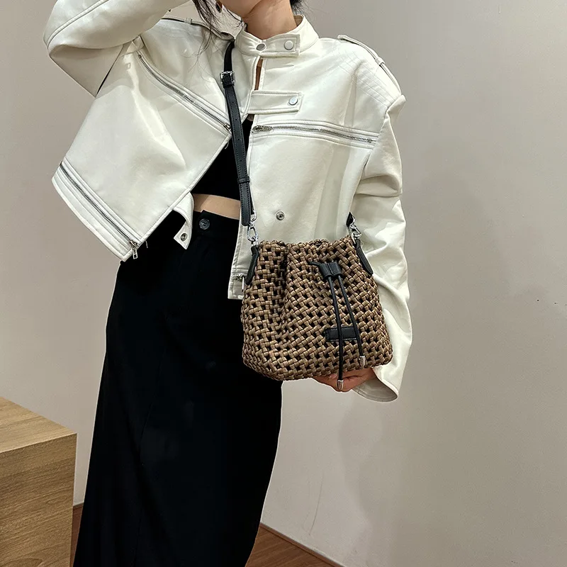 Designer Hollow Handbag Bags Original Women Bag TLXT High Quality Hand Woven Bucket Bag Youth Women's Tote Crossbody Bag