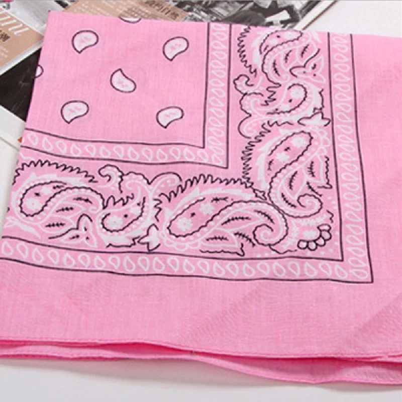 New Fashion Bandana Kerchief Headwear Square Scarf Printed Handle Headwear Womens Headwear Neck Scarf Sports Headwear Wrapped Headscarf W240921