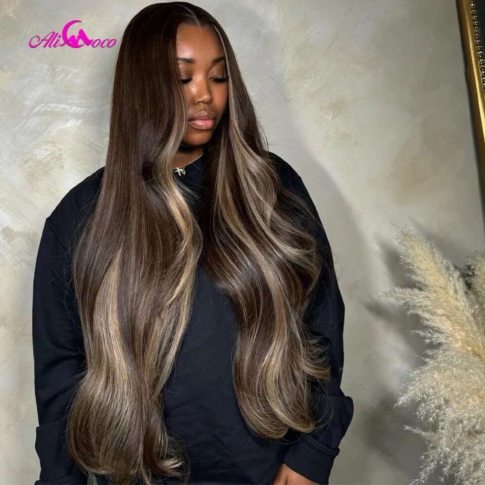 32inch Brown Highlights Blonde Body Wave Human 13x4 Transpaprent Lace Front Wigs Pre-Plucked Long Hair Wig For Woman