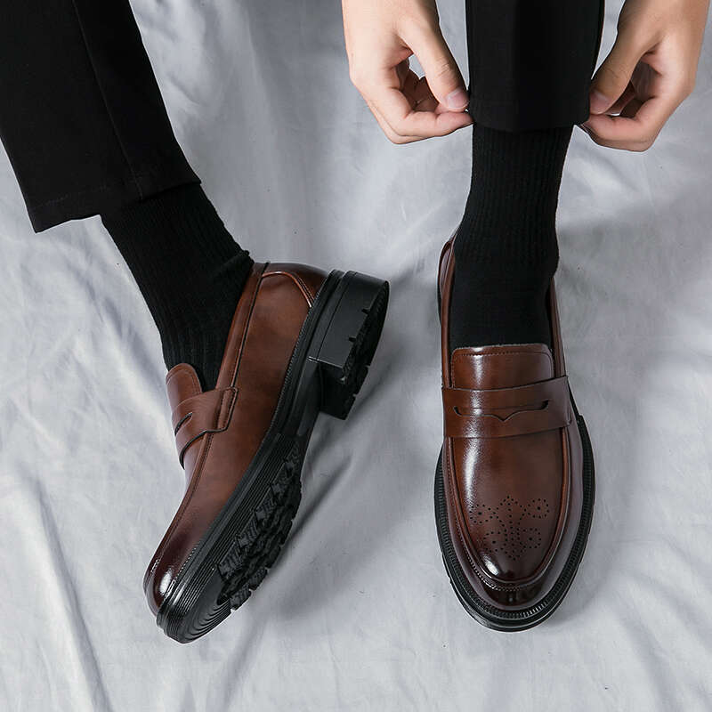 Classic Brand Thick Soled Low Top Soft Soles for Comfortable Commuting Leather Casual Brown Men's Dress Shoes