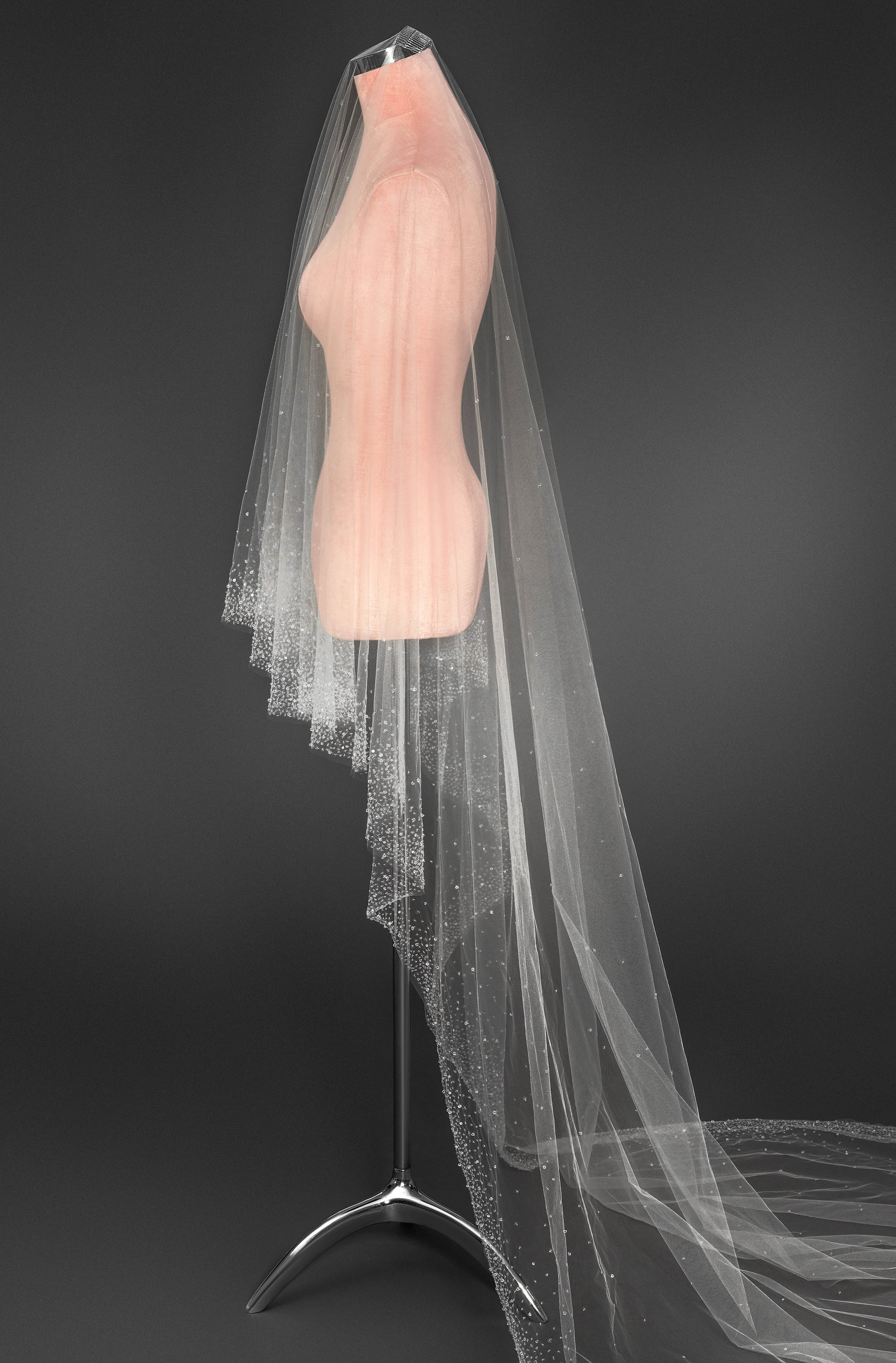 Bling Wedding Veil Appliques Sequin One Layer Long Chapel Length Bridal Veils Applique Edge Wedding Accessories Custom Made