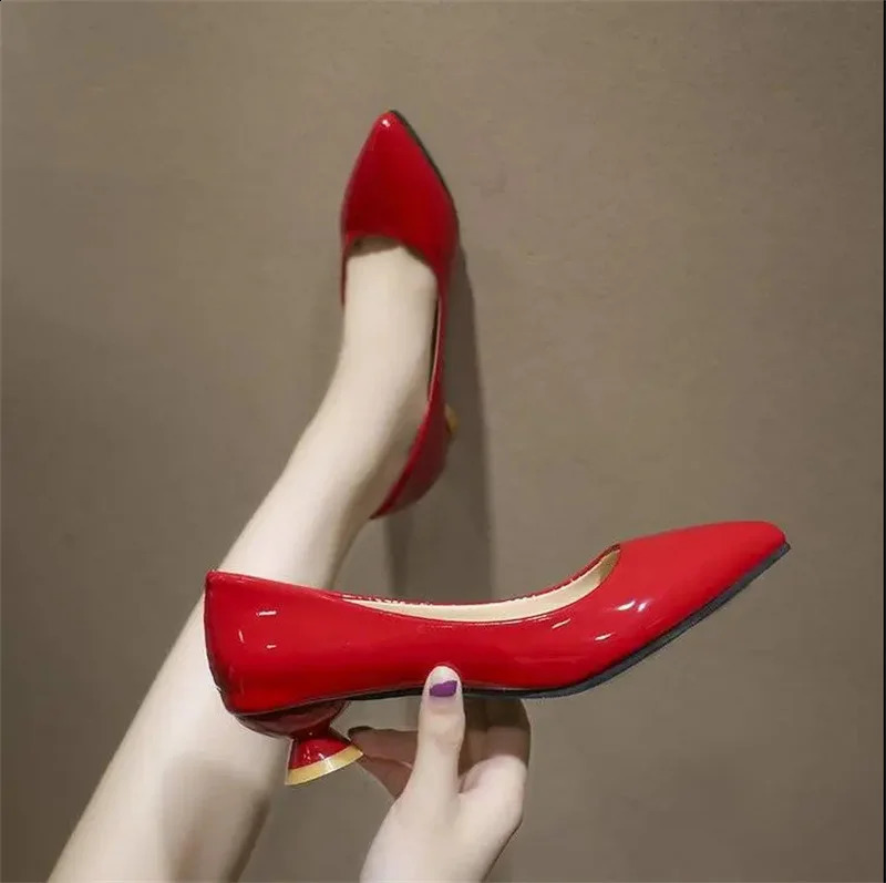Women Fashion Light Weight Red Pu Leather Slip on Square Heel Shoes Lady Casual Sweet Black Comfort Pumps Zapatos Mujer C1191 240921