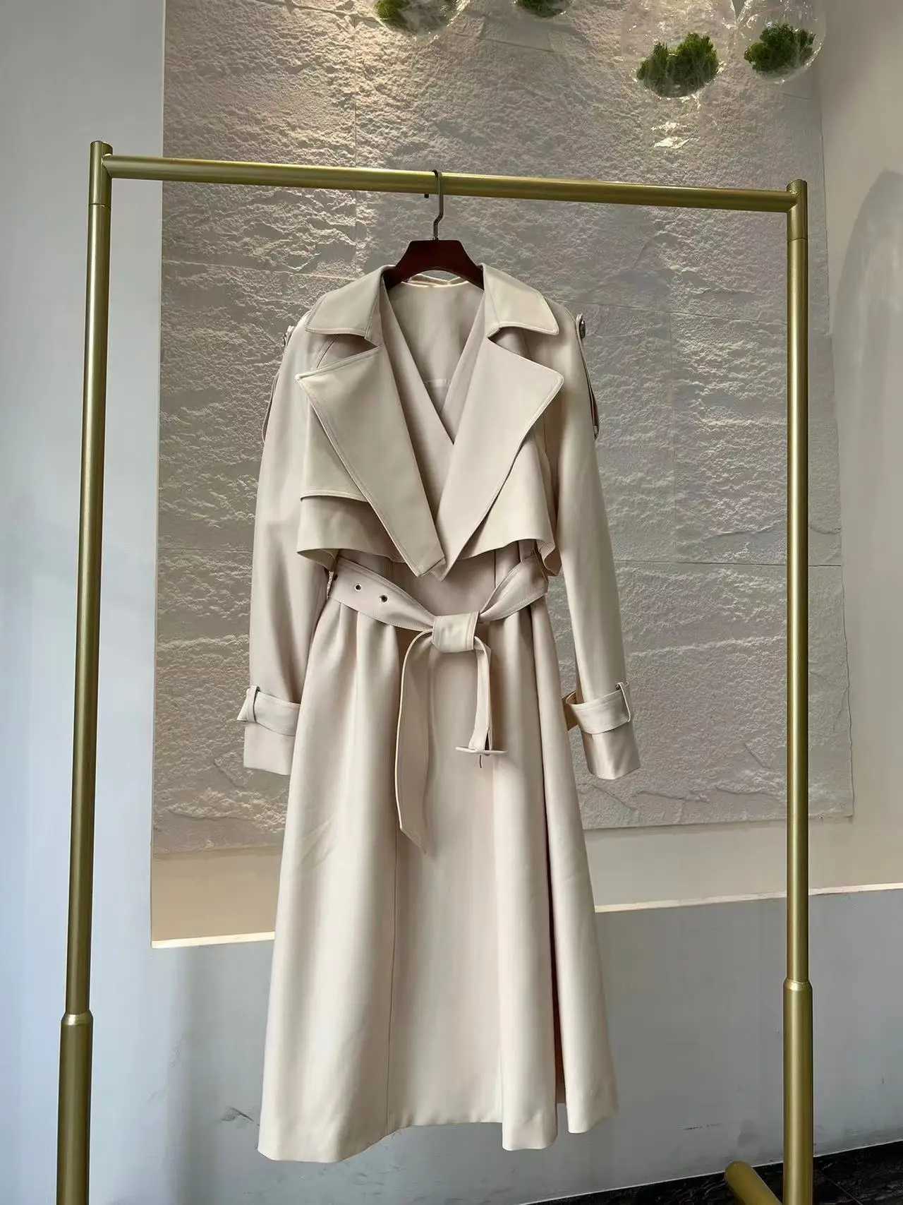 2023 New Women High-end Khaki Trench Coat Two Piece Set Ladies Cloak Wear Belt Korean Fashion Trench Coat Female WindbreakersX240921