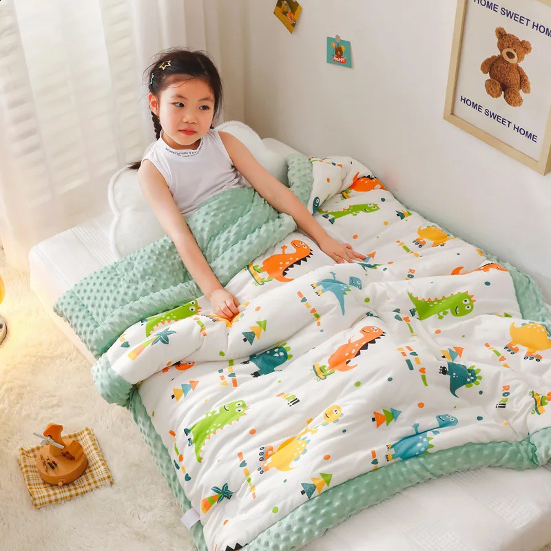 Double sided warm velvet childrens blanket plain weave thick childrens stroller bedding super soft childrens accessories 240920