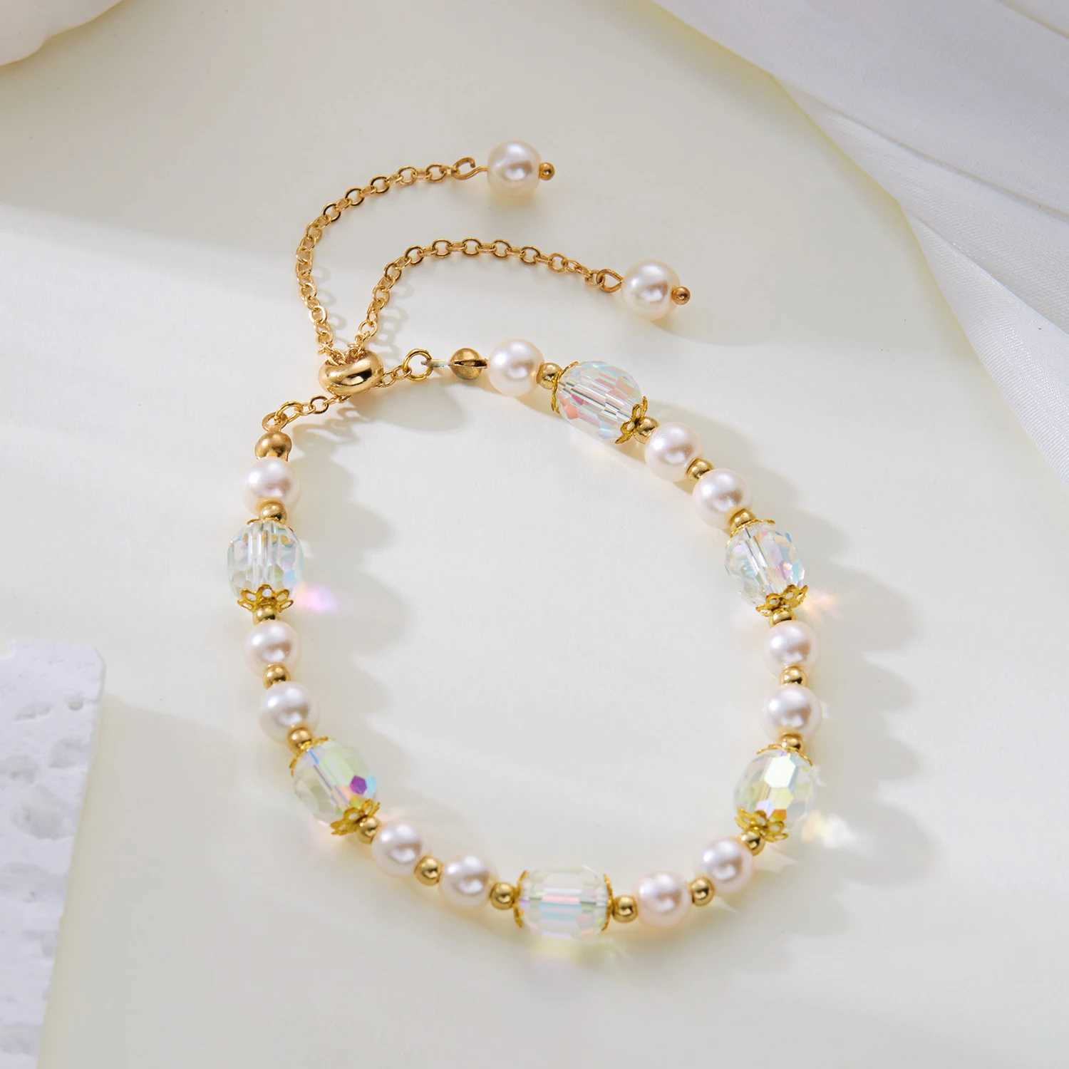 Vintage Elegant Imitation Pearl Bracelet for Women Girls Fashion Design Crystal Beads Adjustable Chain Bracelet Jewelry GiftsX240921