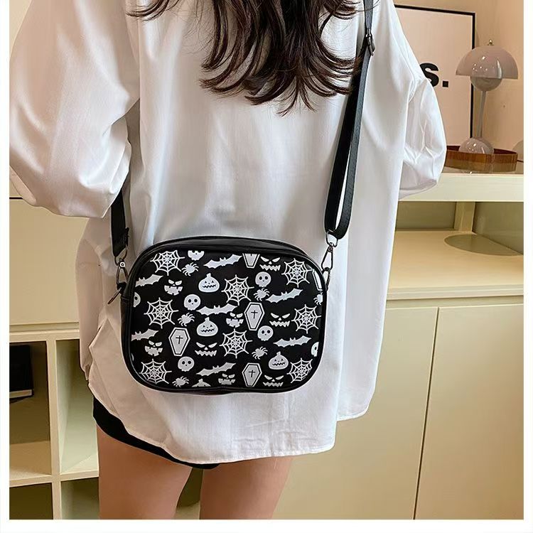 Spooky Skull Crossbody Bag: Stylish 2024 Halloween Tote for Women