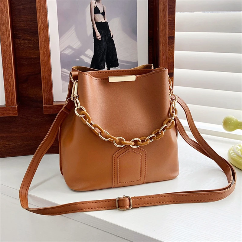 Designer Chain Women Leather Shoulder Bag Casual TLXT Women Handbags Crossbody Bag Bucket Bags for Women Designer Messenger Bags