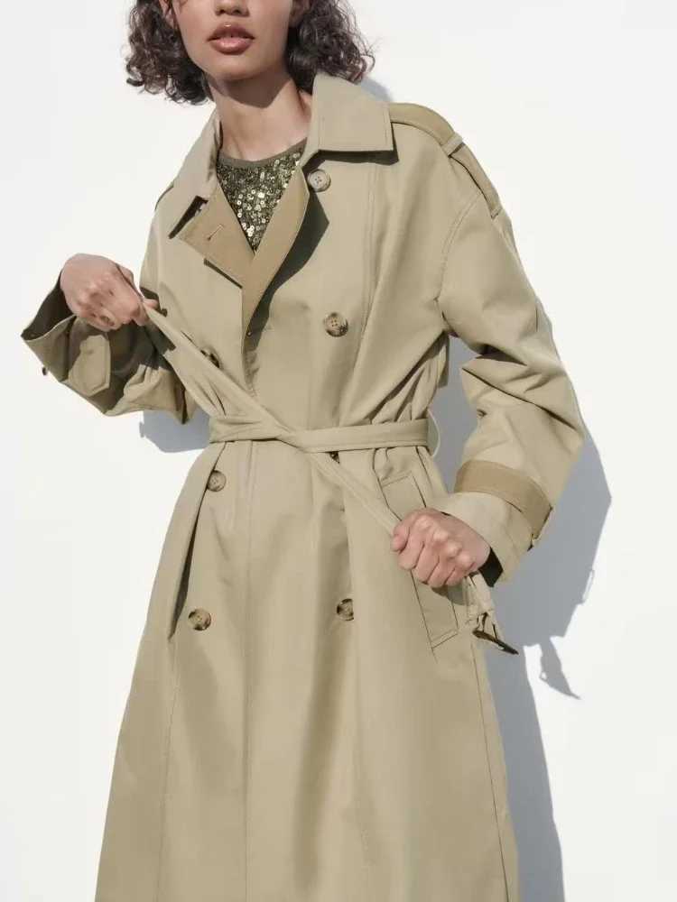 New Women Long Sleeved Lapel Double Breasted Matching Belt Contrast Loose Windbreaker Coat Large Version Windbreaker JacketX240921