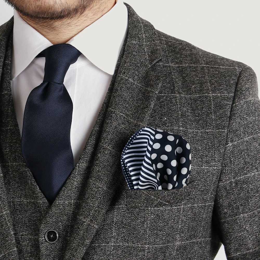 Customized Smith New Style Arrives 30x30cm Large Size Handle Mens Fashion Chest Towel Paisley Flower Spot Soft Set Hanji Pocket Square W240921