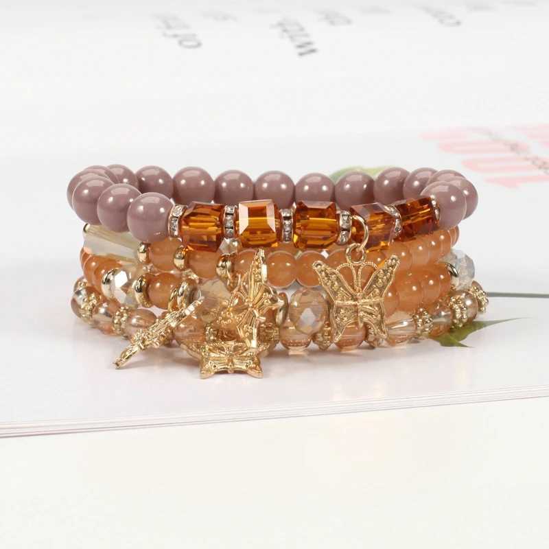 4 Pieces/Set Fashion Multi-Layer Beads Butterfly Pendant Bracelet Boho Artificial Glass Hand-Beaded Bracelet Jewelry GiftsX240921