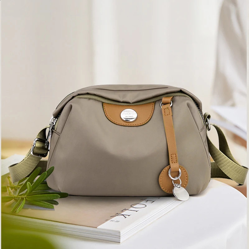 Fashion Nylon Shoulder Bags For Women Waterproof Shell Crossbody Bag Solid Color Messenger Handbags Shopping Purse 240919