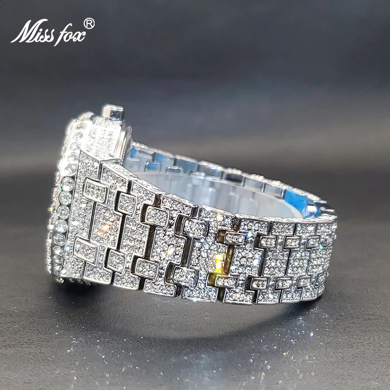 MISSFOX Iced Out Silver Color Diamond Mens Watch Calendar Waterproof Quartz Watches For Men High Quality Big Hand Clock 240909