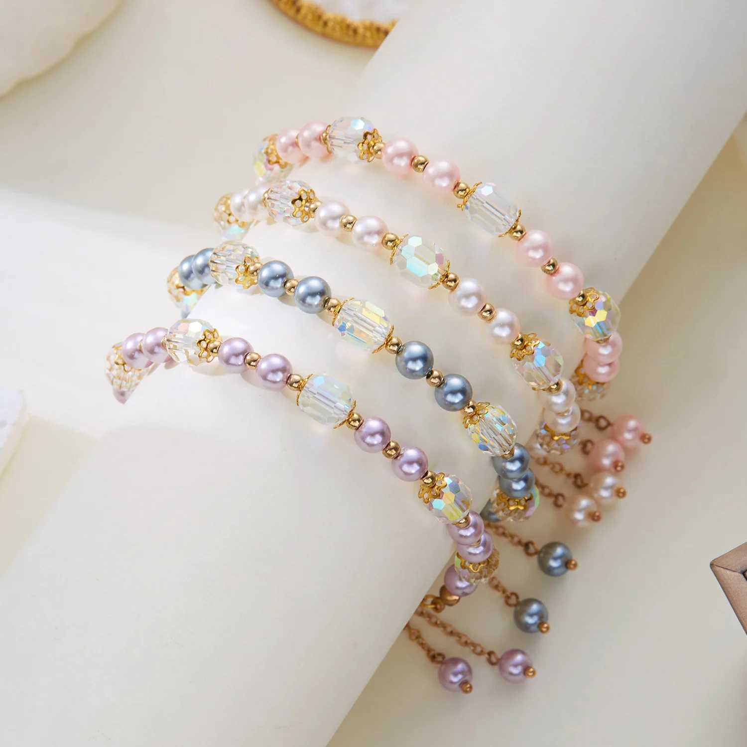 Vintage Elegant Imitation Pearl Bracelet for Women Girls Fashion Design Crystal Beads Adjustable Chain Bracelet Jewelry GiftsX240921