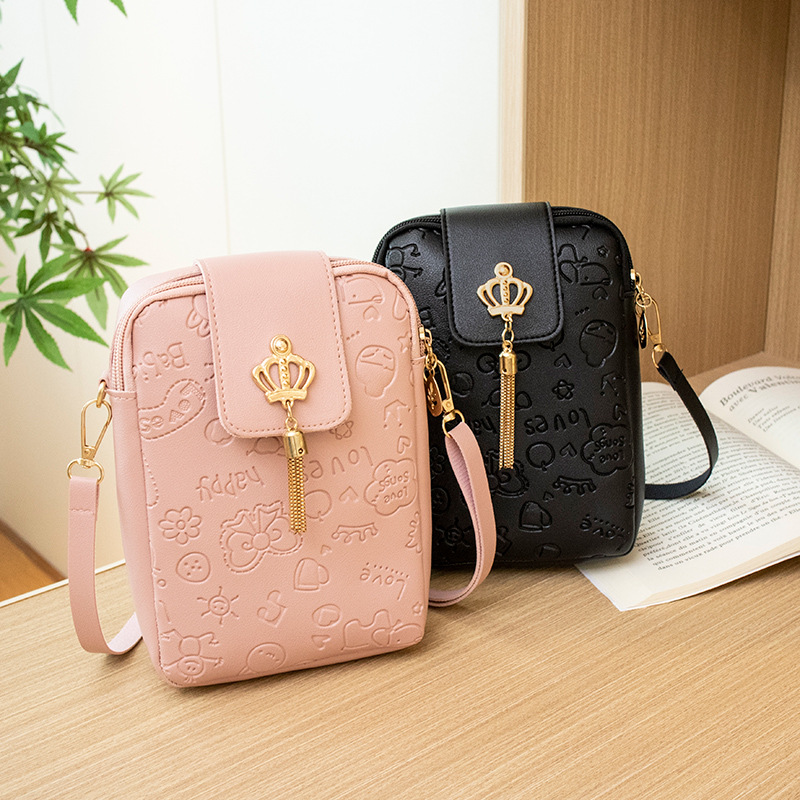 Embossed Crossbody Bag Designer Ladies Bag Shoulder Bags Fresh Sweet Phone Bag Casual Simple Fashion Bags Cartoon Patterned Small Handbag DPD2409213