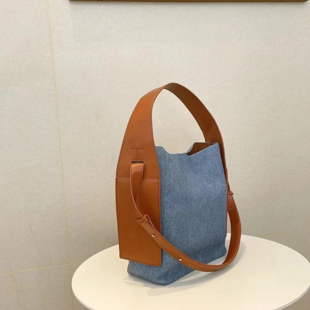 High quality genuine leather denim bucket bag large capacity handbag womens 240919