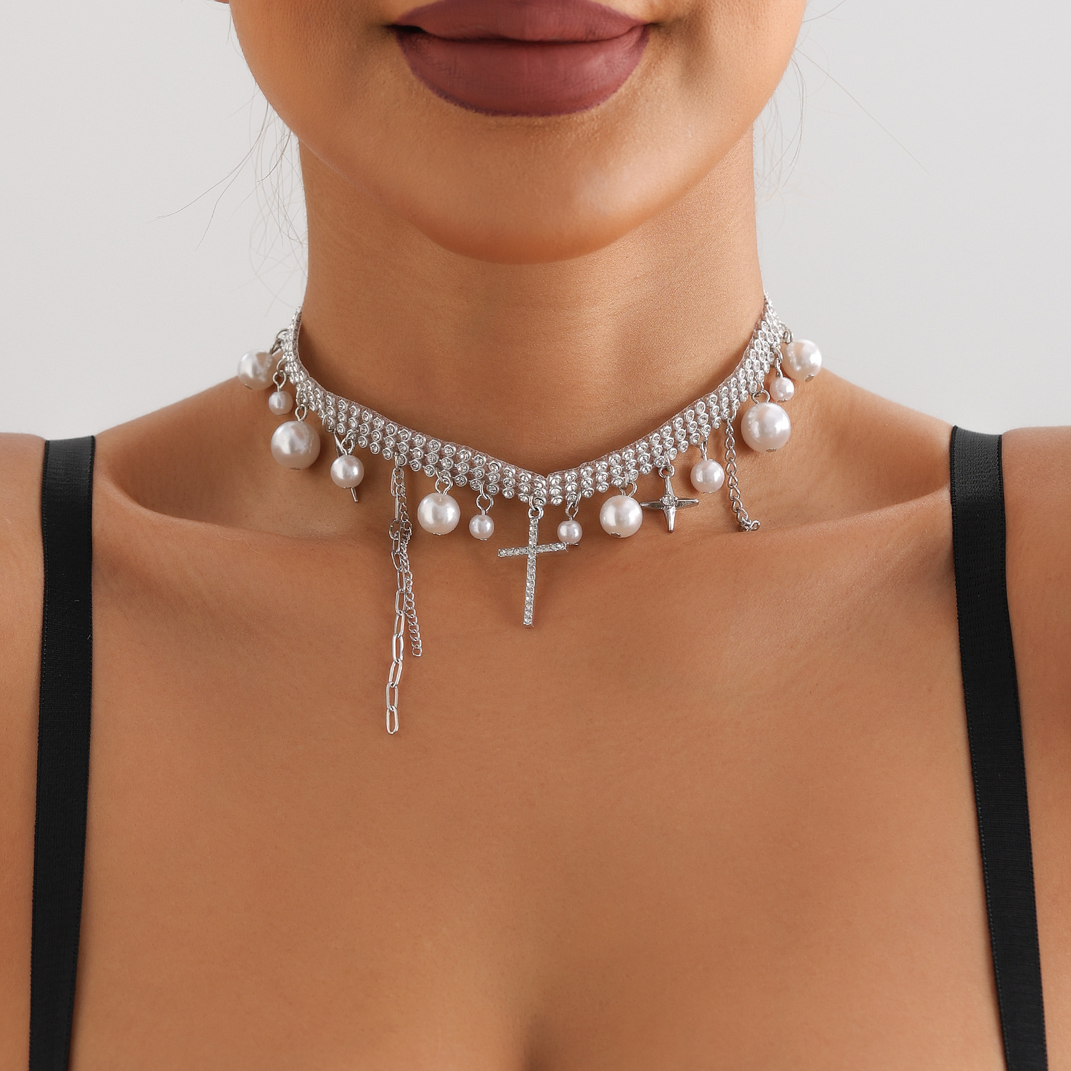 Stainless Steel Crystal Pearls Choker Sweet Cool Fringe Cross Collar Necklace For Women Silver Plated Y2K Accessories Luxury Tassel Jewelry Party Wedd