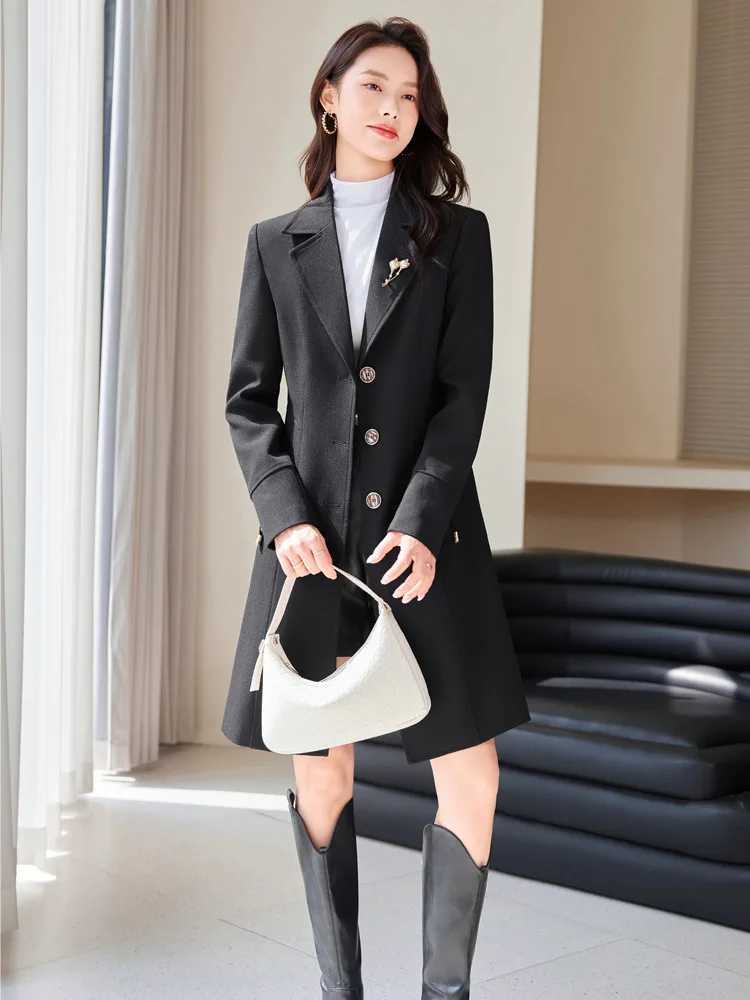 High End Female Coat Long Slim Trench Coat For WomenS England Single Breasted Khaki Women Windbreaker Larger Size OutwearX240921