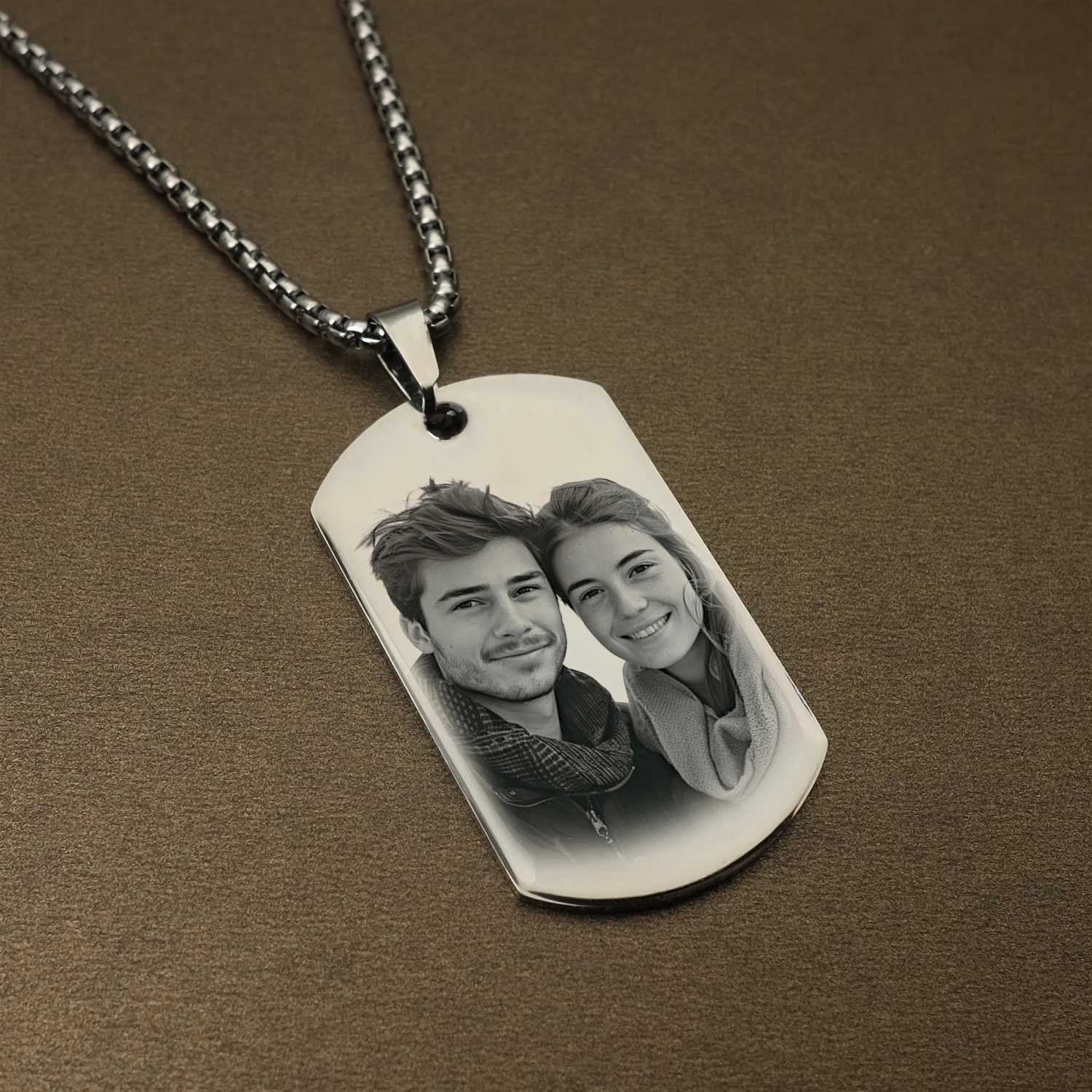 Personalized customized photo and message necklace pendant keychain dog tag custom carved necklace with photo Christmas gift W240918