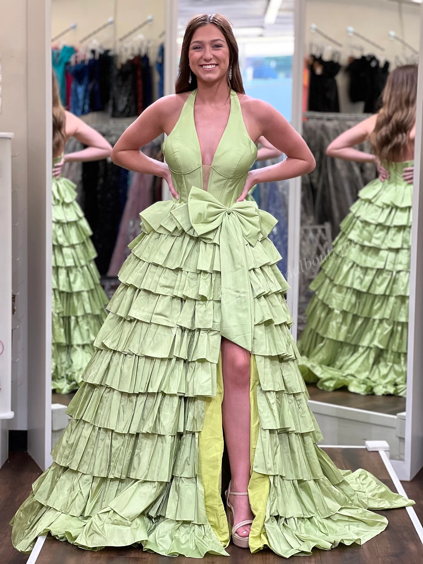 Fuchsia Prom Dress Bow Taffeta Ruffle Ballgown Senior Junior Pageant Gown Winter Formal Party Wedding Guest Red Capet Runway Gala Black-Tie Charity Ba