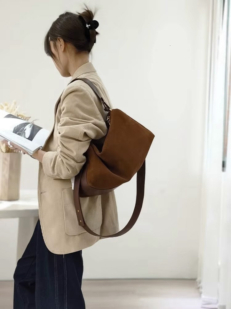 Autumn Office Ladies Vintage Single Shoulder Zip High Capacity Soft Suede Genuine Leather Pillow Bag Women Crossbody Bags