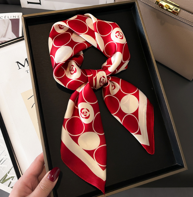20style Square Silk Scarf Designer Scarf Letters Headband for Women Luxury Brand Square Shawls Scarfs for Ladies Scarves Headkerchief Bandana Headscar