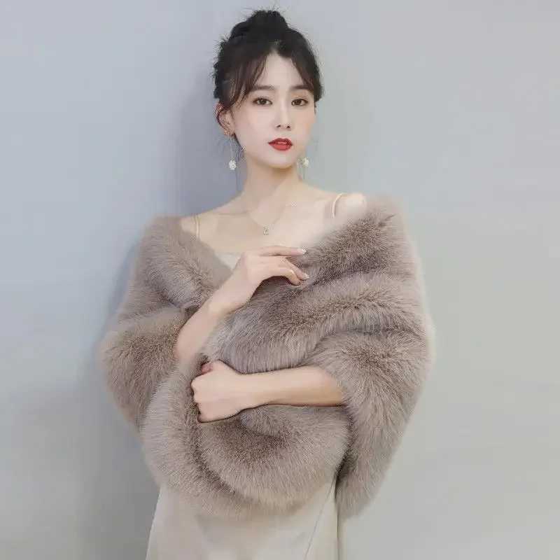 2024 New Autumn Womens Open Sewing Solid Color Shawl with Artificial Fur Plush Short Horn Womens Winter Pashmina Bag T299 W240921