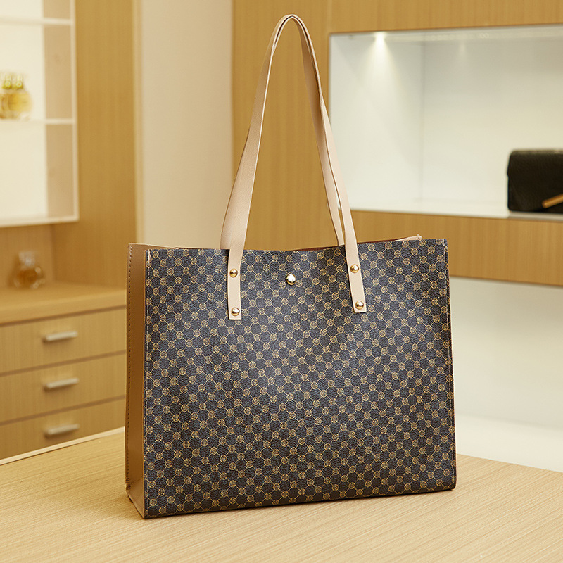 Womens Handbag High Quality Shoulder Bag Niche Fashion Ladys Crossbody Bag Casual And Trendy Shoulder Bag Ladies Tote Bag DED2409214
