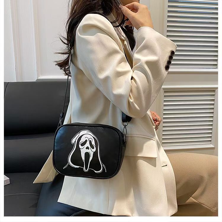 Spooky Skull Crossbody Bag: Stylish 2024 Halloween Tote for Women