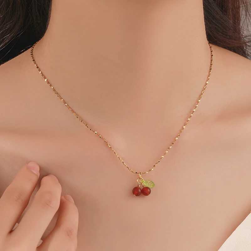 316L Stainless Steel Cherry Necklace Natural Stone Bead Pendant Necklace Womens Fashion Wedding Jewelry Birthday Gift W240918