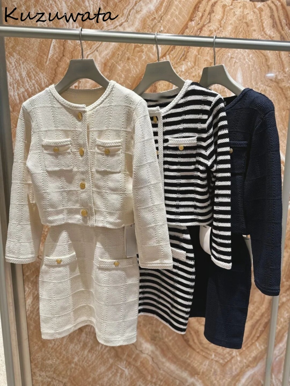 Kuzuwata Moda O Neck Long Sleeve Coat Single Breasted Small Fragrance Casual Jacket Japan New Knit All-Match Elegant Outwear
