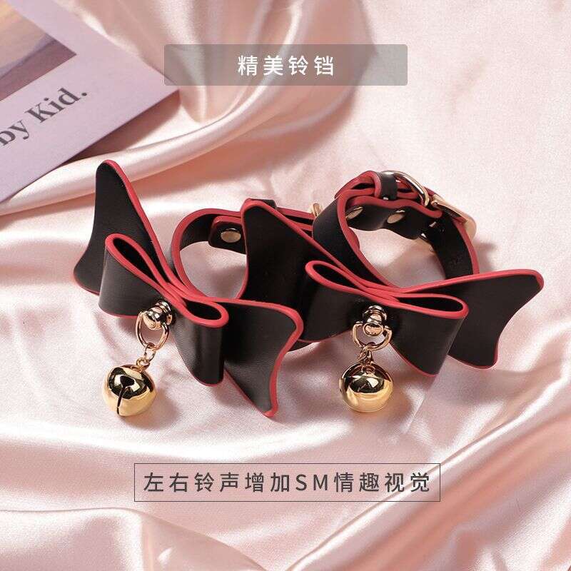 Alternative sex toy bow SM prop set with storage features, sex bell collar with traction and hair replacement