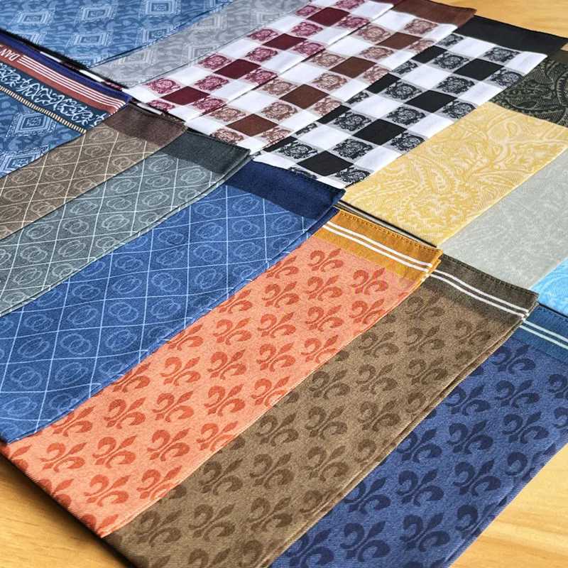 3Pcs 43x43cm vintage classic plain weave mens handle pocket Hanks soft cotton sweater square towel wedding party gift W240921