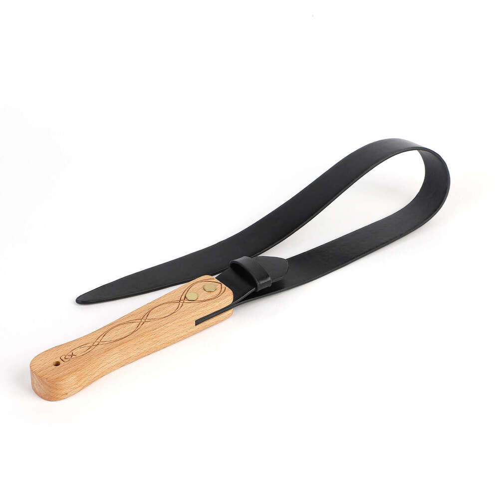 Adult products SM props cross-border hot selling high-end wooden handle PU fun racket creative willow leaf strip fun leather racket