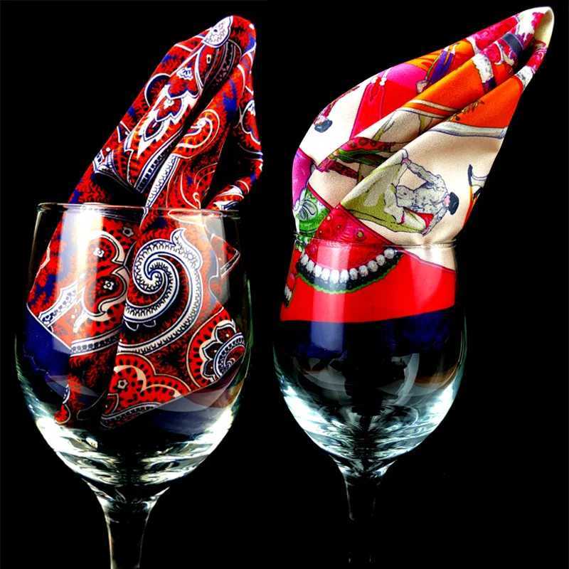 Mens set pocket corset towel 23 * 23CM handheld chief print small square retro British Korean dress Hanki W240921