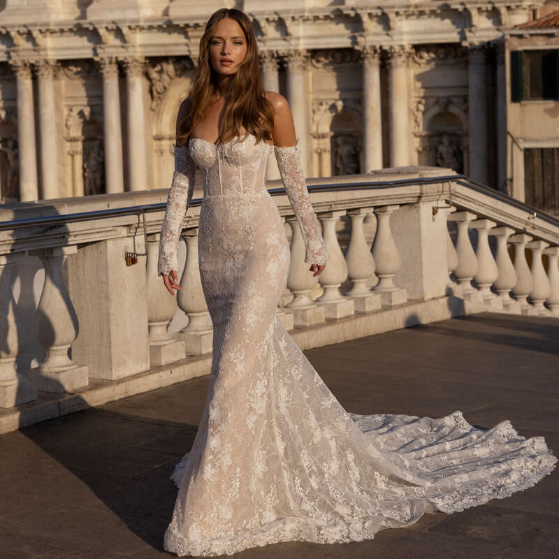 Detmgel New Exquisite Sweetheart Neck Mermaid Wedding Strapless Beading Appliques Court Train Bridal Dresses