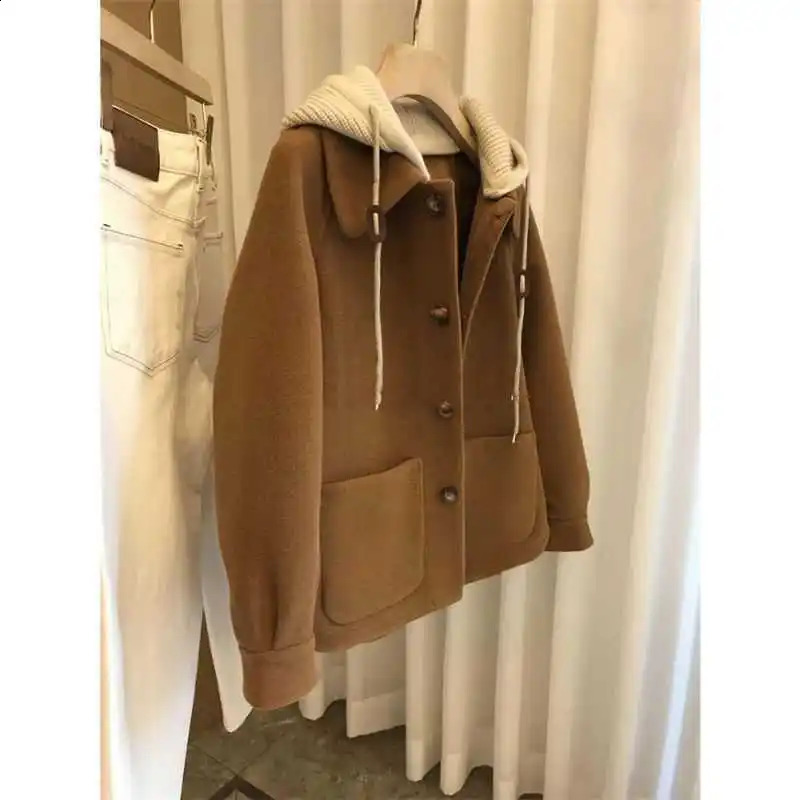 Womens Hooded Woolen Coat Autumn Winter Female Plus Size Fat MM Short Jacket Thickened High-grade Woolen Overcoat 240909