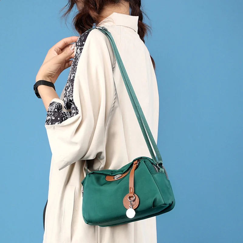 Fashion Nylon Shoulder Bags For Women Waterproof Shell Crossbody Bag Solid Color Messenger Handbags Shopping Purse 240919