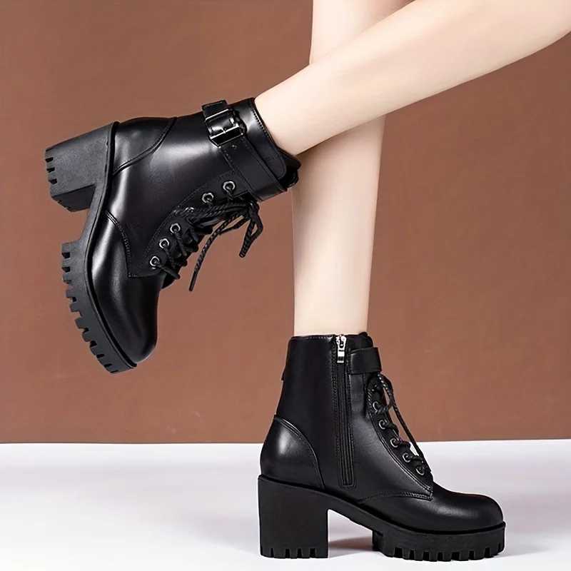 2023 Womens Solid Thick High Heels Fashion Lace Upper Womens Side Zipper Boots Fashion Buckle Details Ankle Boots Z250303