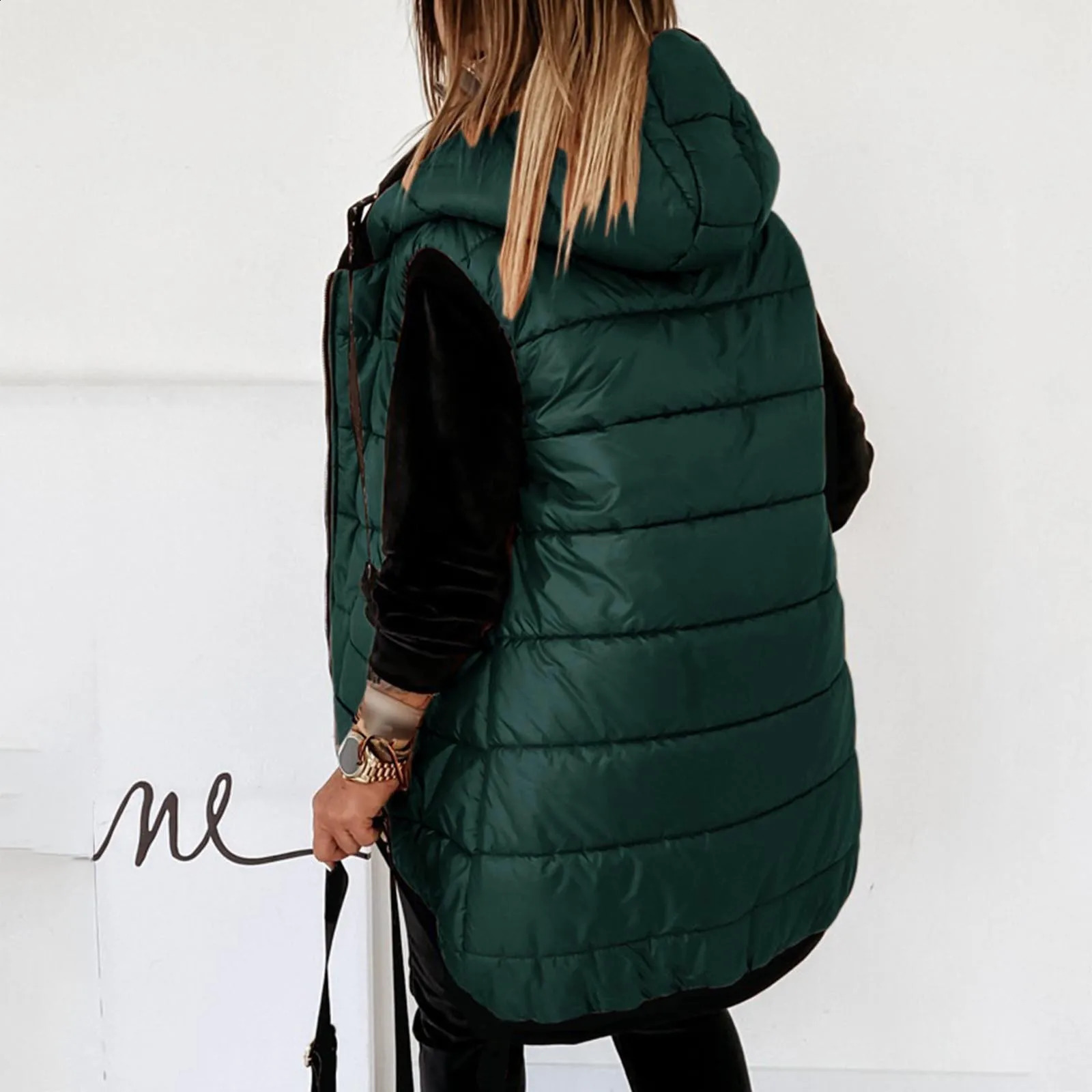 Womens sleeveless vest warm autumn and winter feather jacket pocket casual loose cotton outdoor 240918