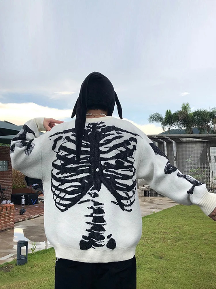 Men Casual Skeleton Print Oversized Sweater Vintage Y2k Style Knitted Loose Pullover Autumn Male High-quality Tops 240912
